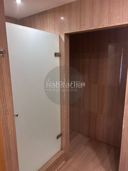 Foto b5ac6c02-c3d5-49c4-9d2a-b1170e71f4e5. Lloguer pis amb aparcament piscina a Penya-Roja - Avda. Francia Valencia