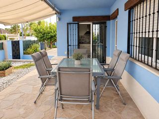 Miete Haus  Urbanización lloma la verge calle romani. Alquiler de casa de 150 m² con parcela privada de 500 m², piscin