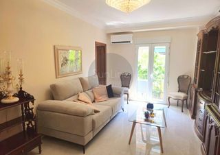 Lloguer Pis  Carrer de sant vicent màrtir. Apartamento totalmente reformado y amueblado