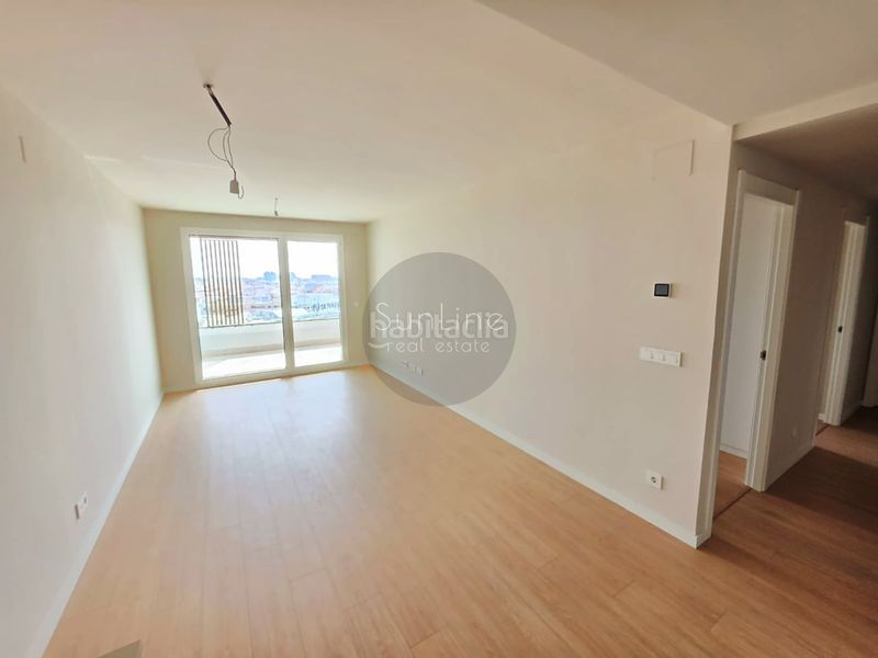 Foto ed475b7d-c005-4863-bd59-06a9d35e907c. Rent flat with parking pool in Russafa Valencia