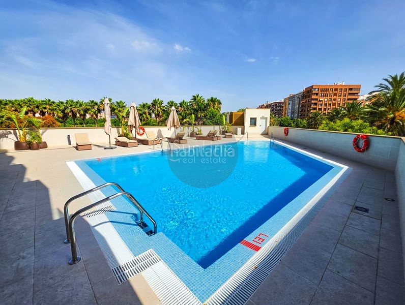 Foto 2b48ce6c-5d21-4678-aa37-53b3d1c76668. Affitto appartamento con piscina in Russafa Valencia