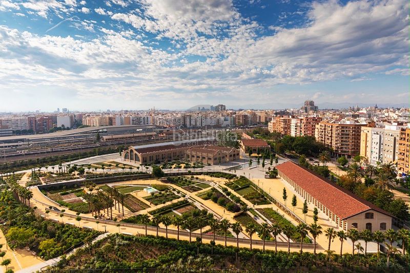 Foto b2f5802c-1f58-4f36-82a6-910a1f06b231. Affitto appartamento con piscina in Russafa Valencia