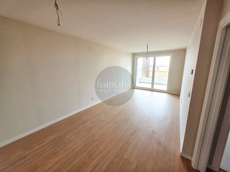 Foto 4ab68dd0-8af3-4936-91fc-1ca704cb0363. Location appartement avec piscine dans Russafa Valencia