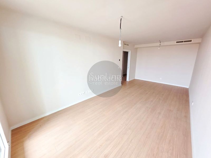 Foto 6122af3e-7435-4d71-8506-3d8fa03b122c. Location appartement avec piscine dans Russafa Valencia