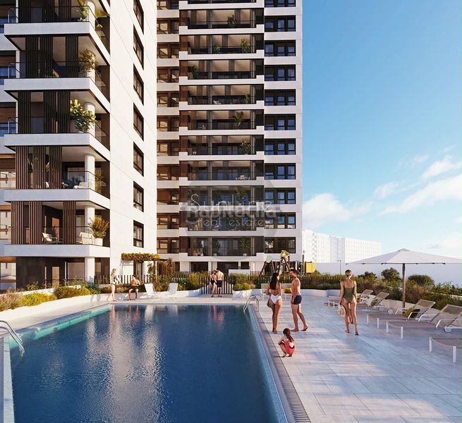 Foto 8e6ed7c6-d2e0-4382-8003-90d8fa82e25e. Location appartement avec piscine dans Russafa Valencia