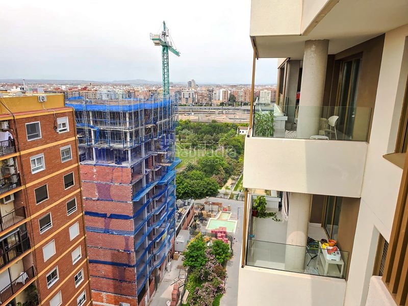 Foto acbd4230-323c-4e67-a859-4434268b14e6. Location appartement avec piscine dans Russafa Valencia