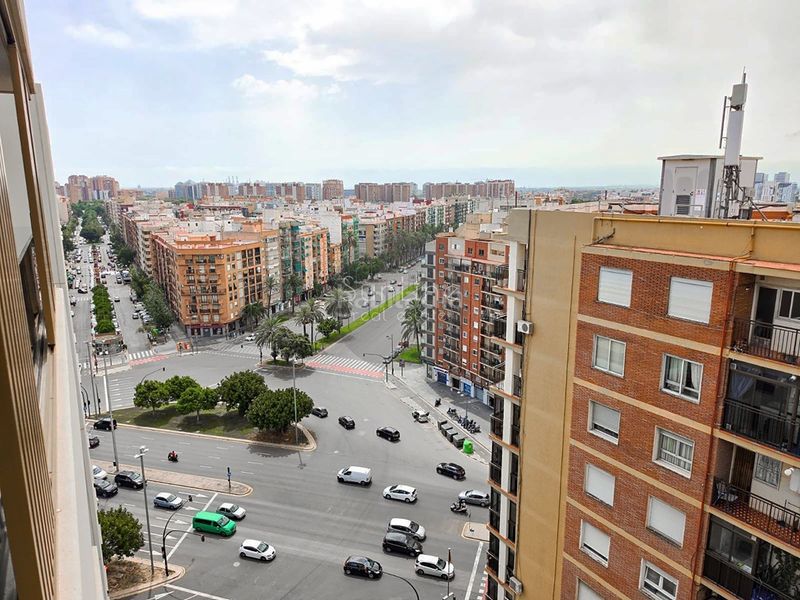 Foto ed5db33e-be49-49ad-89e8-901a2c600e79. Location appartement avec piscine dans Russafa Valencia