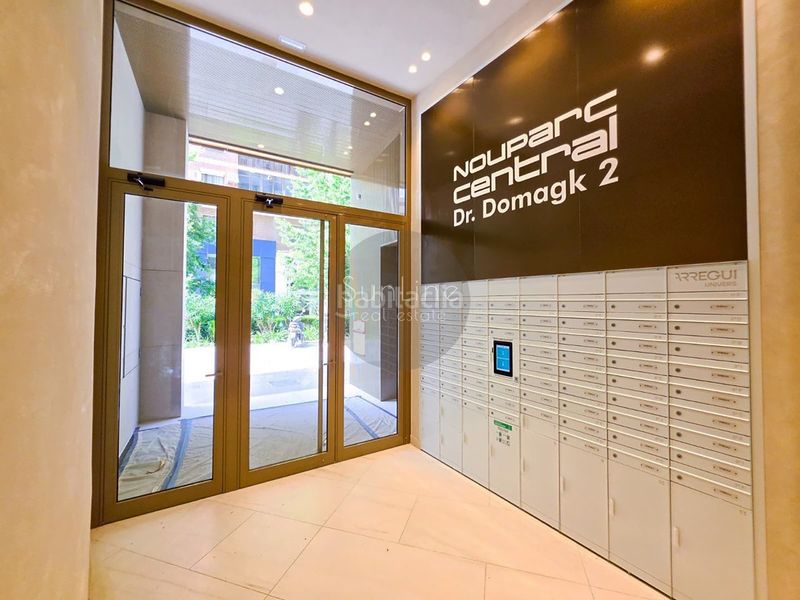Foto f2499117-f385-4cfb-a916-d84576b7968f. Location appartement avec piscine dans Russafa Valencia