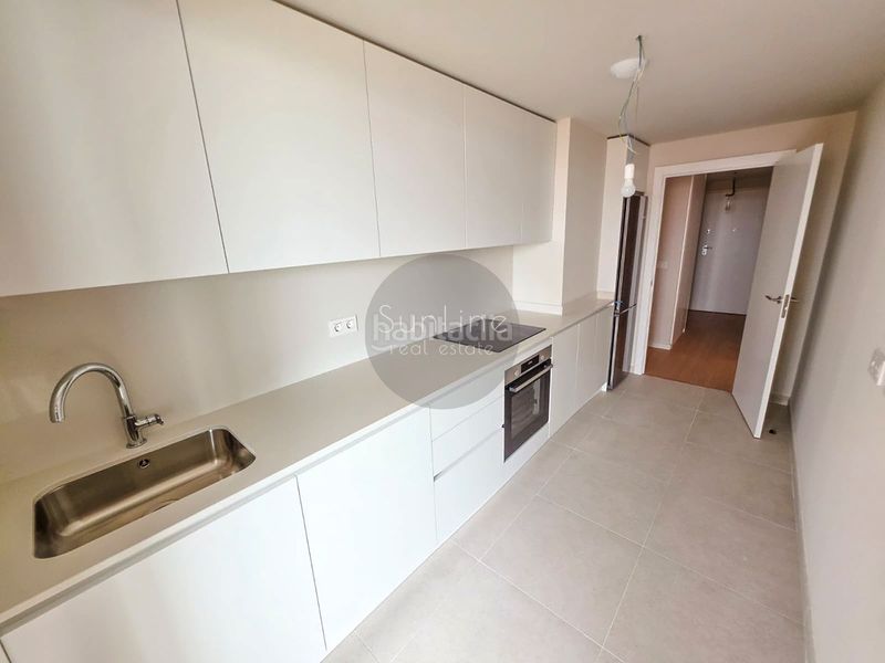 Foto 452f6545-f08c-4223-b960-5c653baa220d. Rent flat with pool in Russafa Valencia