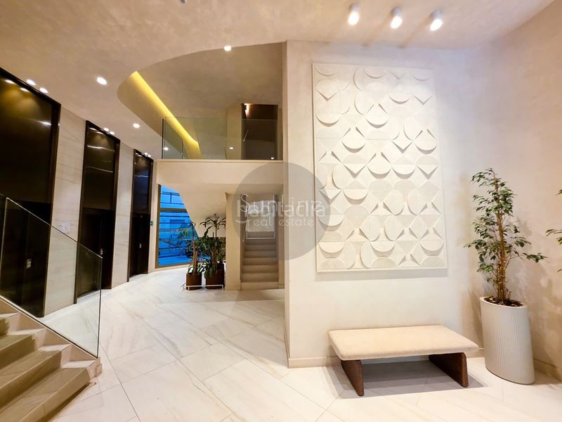 Foto b2c15f1e-b84a-4721-95f0-f5abf8c59383. Rent flat with pool in Russafa Valencia