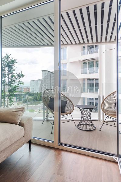 Foto a39417f3-a3be-43b6-8e52-224684523dd6. Rent flat with pool in Sant Pau Valencia