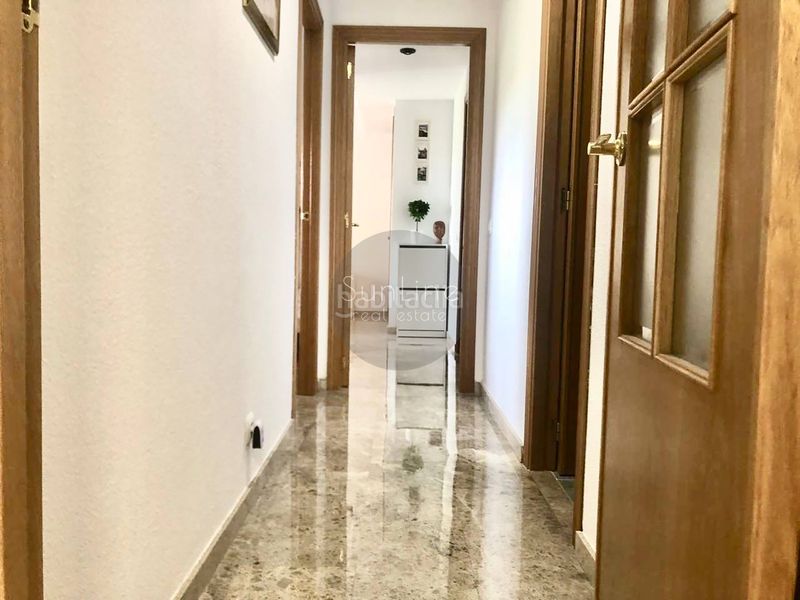Foto 1b640f8f-0357-4189-afaf-e7390b7e451c. Flat with parking pool in Valterna Paterna