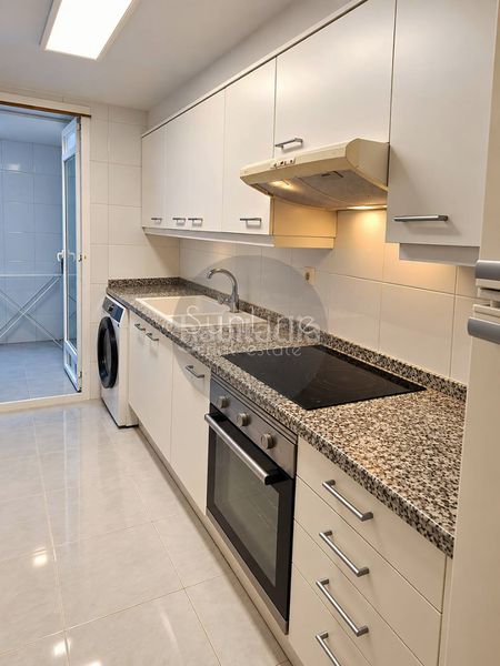 Foto 1bb826a3-a664-4d66-bdaf-c77c2c3efdb8. Flat with parking pool in Valterna Paterna