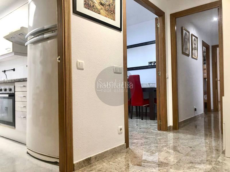 Foto f07ed27c-4f97-4047-ad68-9879fec00954. Flat with parking pool in Valterna Paterna