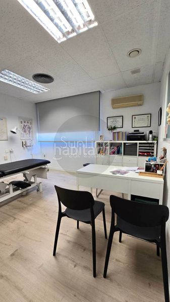 Foto d5155f06-fa03-4e51-a5bf-ae4e691518ce. Lloguer oficina a Barrio de Campanar Valencia