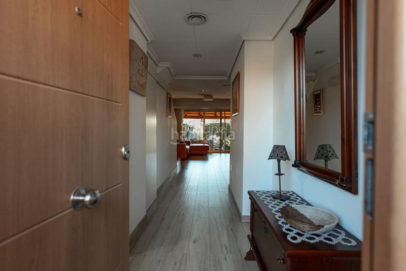 Foto 87857023-07c8-483c-a7bd-603c42977782. House with parking pool in Mas Camarena Bétera