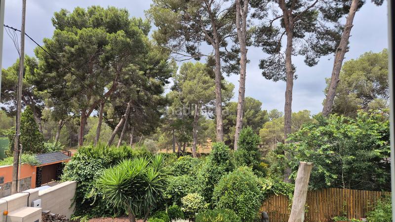 Foto 212992f3-1ade-42c3-91c4-6d0335842cd2. Casa amb aparcament a Entrepinos Eliana (l´)