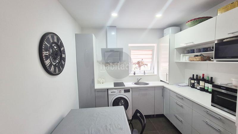 Foto 692faf6d-4b02-43b5-860b-20e38c6d7cd1. Casa amb aparcament a Entrepinos Eliana (l´)