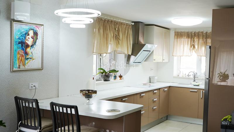 Foto 9188f280-762c-439d-85ba-0e5218b6cacd. Casa amb aparcament a Entrepinos Eliana (l´)