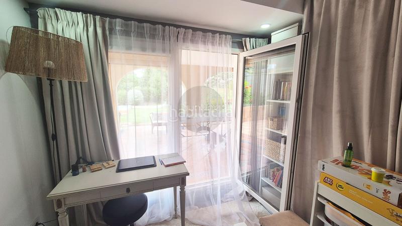 Foto d043d0d5-1bd4-4254-af12-9118cfaa4e4d. Casa amb aparcament a Entrepinos Eliana (l´)