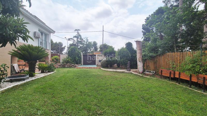 Foto e25544dd-7d76-4841-909f-f3fa3f41f52b. Casa amb aparcament a Entrepinos Eliana (l´)