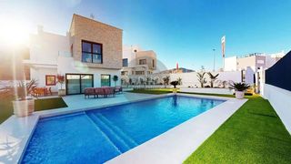 Maison  N/a. En finestrat
