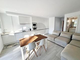 Etagenwohnung  Carrer rac� de bellver. Apartamento con vistas al mar
