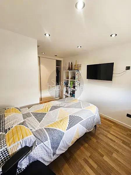 Foto e89b4dc9-c6b2-4f12-87e9-fa573eb6dbbf. Casa adossada amb aparcament a Nuevo Centro Sagunt