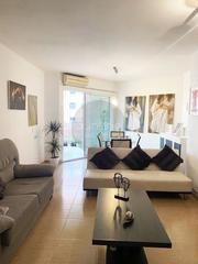 Pis  Carrer ginesta. Apartamento en una zona tranquila y cómoda