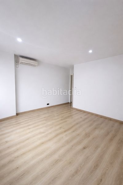 Foto 6acfe02a-1699-412d-a0dd-acc0a5c064cf. Pis a Centre Castelldefels