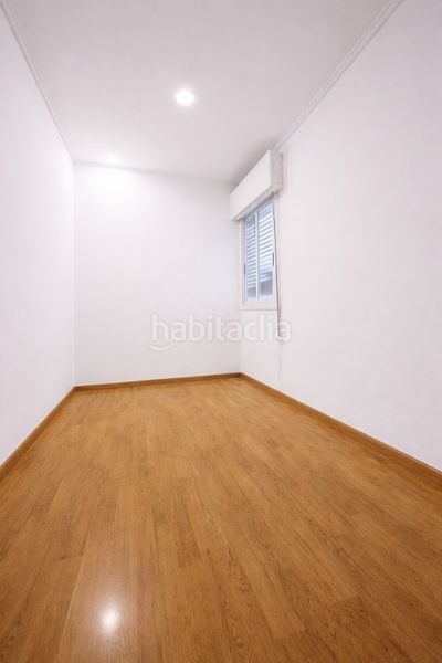 Foto 9f38fabb-5921-43e0-ab47-e901a8cd38d4. Pis a Centre Castelldefels