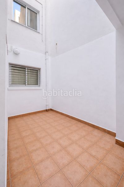 Foto 15a349e6-e354-41e0-b596-fc557c88c5d5. Pis a Sants Barcelona