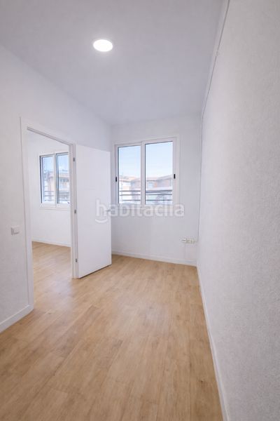 Foto 4701d74a-0467-4d23-91ce-18dd6d66f990. Pis a Sants Barcelona