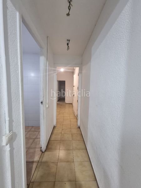 Foto e40662c5-5726-42f6-b316-ca4ab56c41ed. Pis a Sants Barcelona