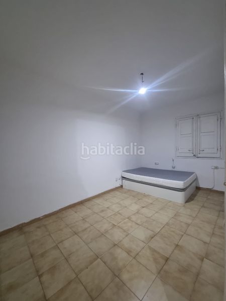 Foto fbca4797-23bf-469b-8404-004028eebb9e. Pis a Sants Barcelona