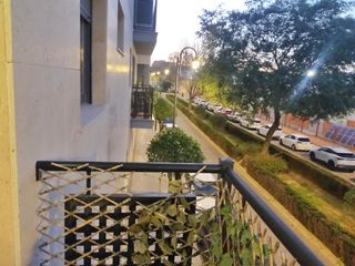 Location Appartement  Carrer de l'artista josé vento gonzález. Alquiler en quart de poblet – finca seminueva con garaje y trast