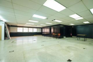 Miete Büro in Carrer d'en palau 18. Oficina diáfana de 370 m² en la plaza del ayuntamiento de mataró