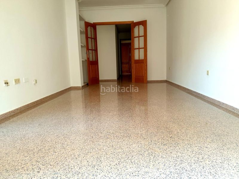 Foto f1d709da-122f-474e-b3c5-1dce83f2ddbe. Piso en Crevillente