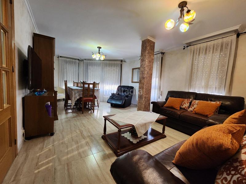 Foto f3a1a682-fd8a-477c-b614-1945e2caa127. Piso en Crevillente