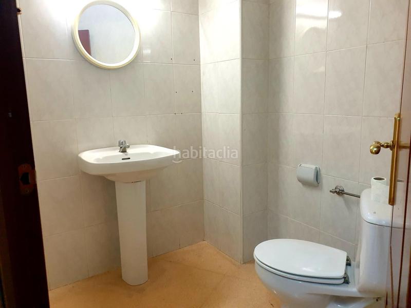 Foto ed0371cd-5fb9-4a32-a237-8e997f265454. Lloguer local comercial a Crevillente