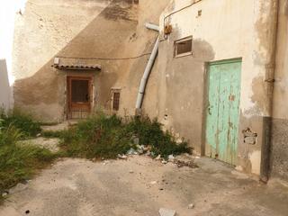 Masia en Crevillente. Se vende cueva