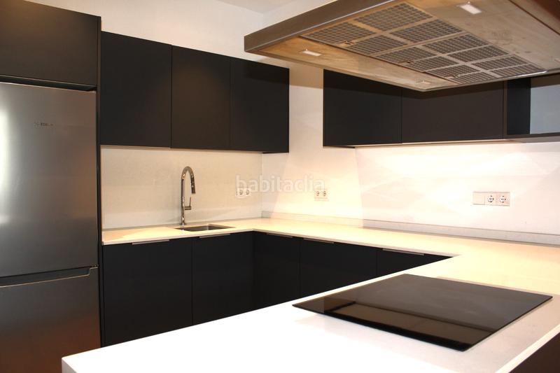 Foto 00ed135d-022f-43b0-a73f-f5d8d0d9fe81. Pis amb calefacció a Sant Antoni Barcelona