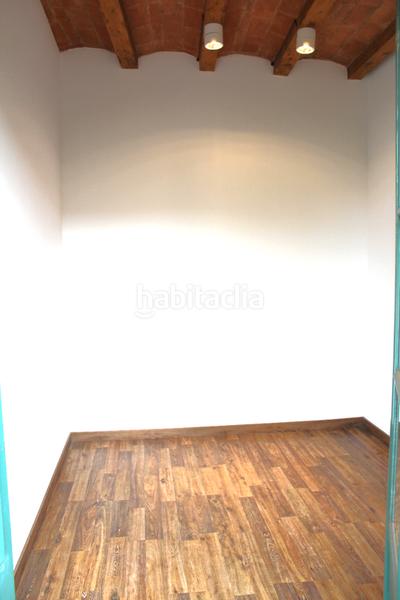 Foto e652e2b4-31d4-4711-b065-a723789083a0. Pis amb calefacció a Sant Antoni Barcelona