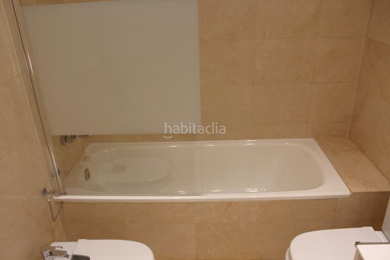 Foto bf663630-36c5-4a19-8d51-c09795580084. Affitto casa a schiera con camino riscaldamento parcheggio in Castelldefels