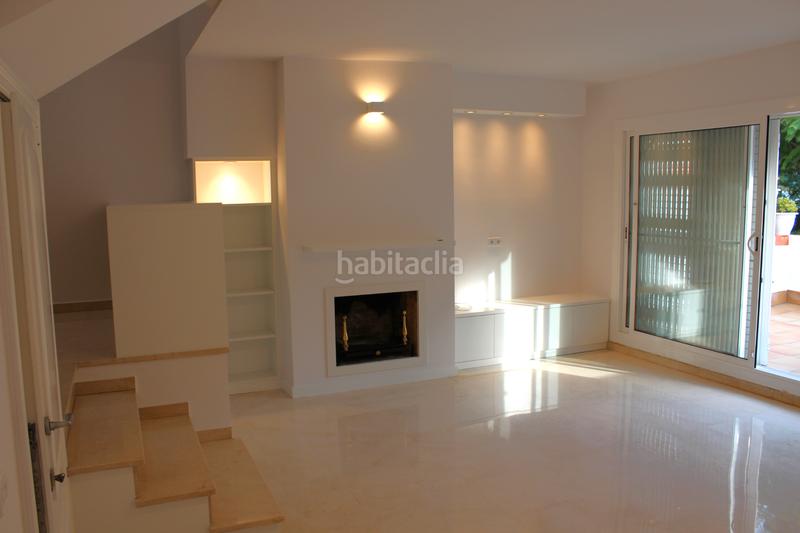 Foto 1a0cdac0-44da-4535-8afd-dce58f58399f. Alquiler casa adosada chalet adosado en Can Bou Castelldefels