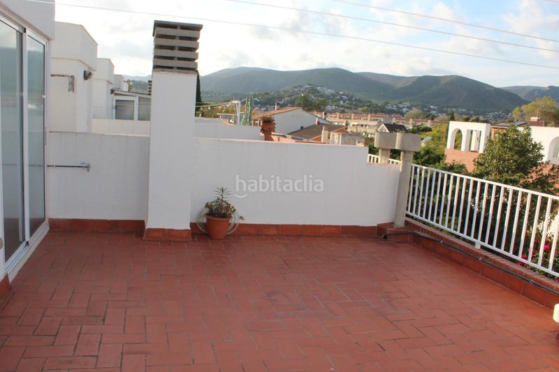 Foto 7cf8e178-28ca-4d6b-9fea-e3c7bbf508e8. Alquiler casa adosada chalet adosado en Can Bou Castelldefels