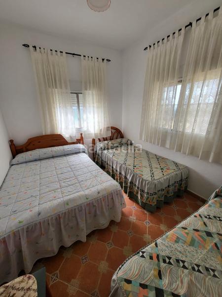 Foto 8e0e3026-ff33-408f-8e18-83a43119c3e8. Casa aparellada amb xemeneia calefacció aparcament piscina a Medina Sidonia