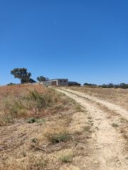 Lloguer Masia a Medina Sidonia. Casa con 26000m2 para alquiler por todo el ano