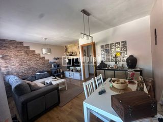 Etagenwohnung in de la Iglesia