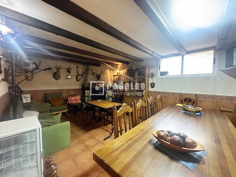 Foto 189b9615-c2be-4477-9b08-473e1ec57f13. Chalet en Bulevar-Plaza Castilla Azuqueca de Henares